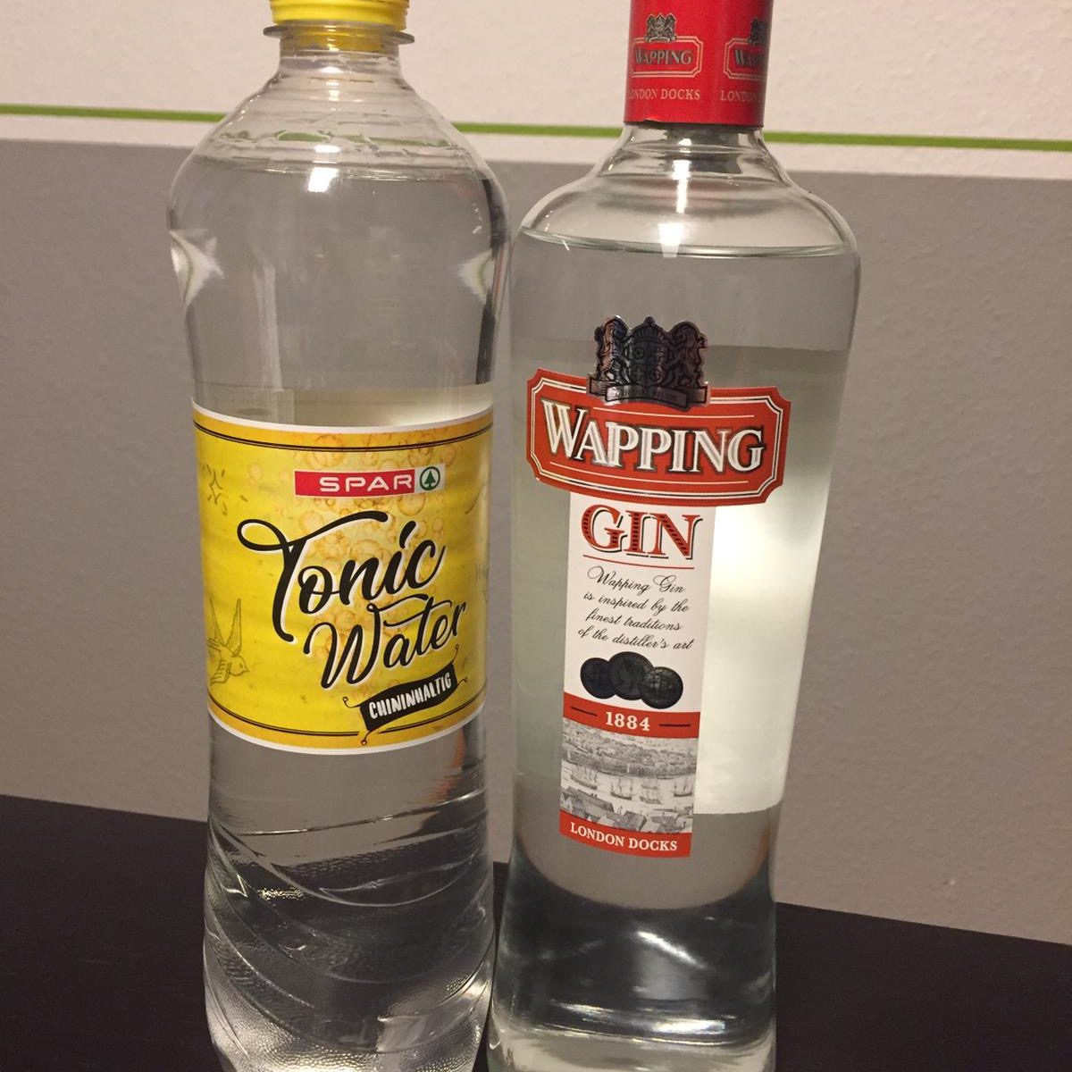 Wapping Gin mit Spar Tonic Water